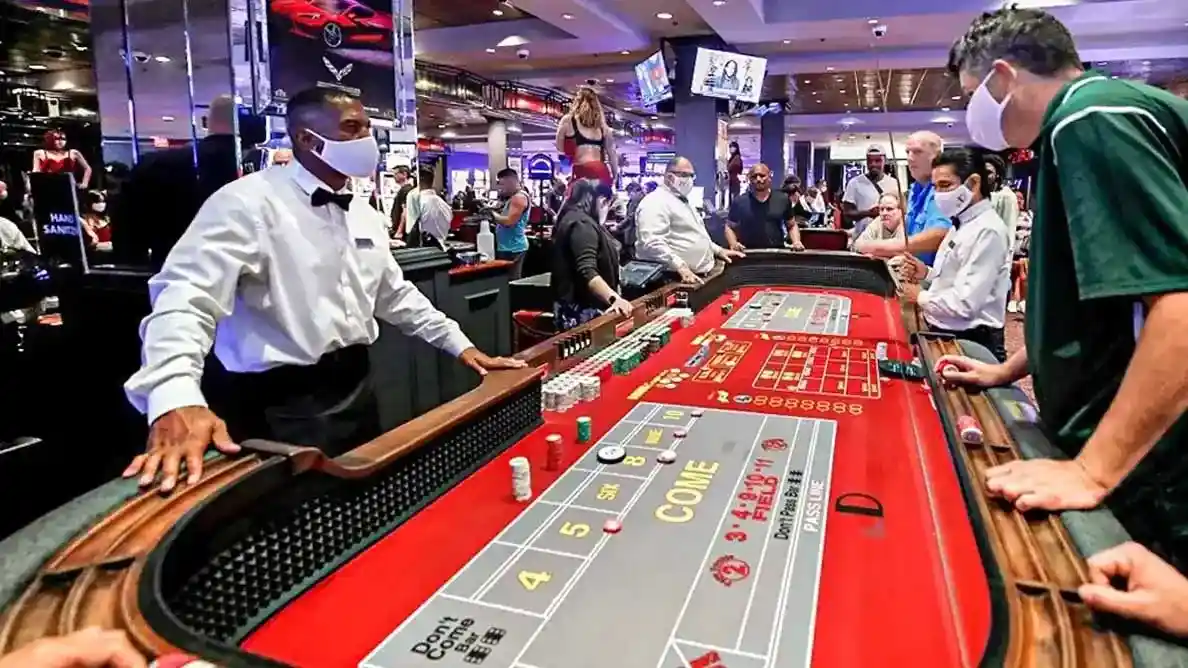 bitcoin blackjack live